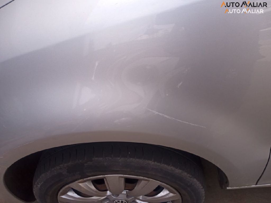 VOLKSWAGEN FOX 1.0 MI 8V FLEX 4P MANUAL