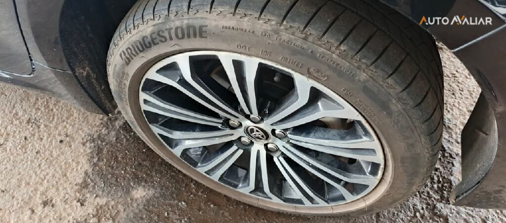 TOYOTA COROLLA 1.8 VVT-I HYBRID PREMIUM FLEX ALTIS CVT