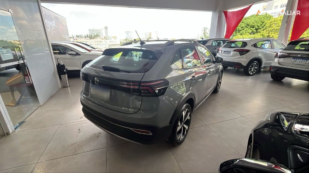 VOLKSWAGEN NIVUS 1.0 200 TSI TOTAL FLEX HIGHLINE AUTOMÁTICO