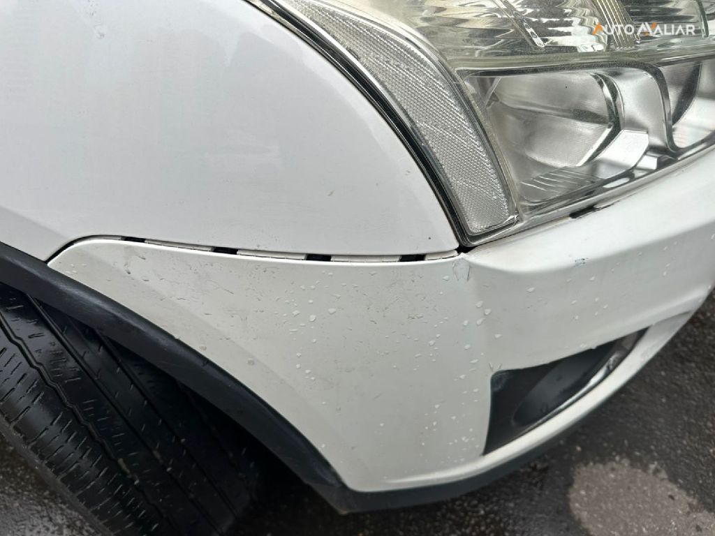 CHEVROLET TRACKER 1.8 MPFI LTZ 4X2 16V FLEX 4P AUTOMATICO