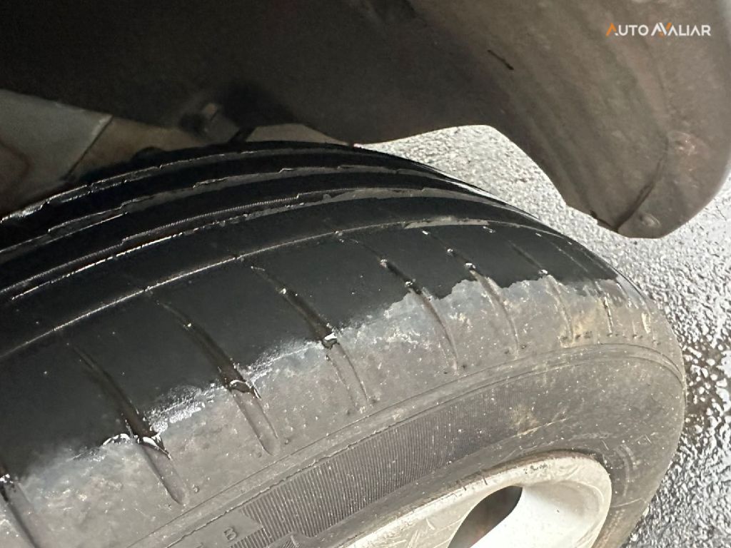 CHEVROLET TRACKER 1.8 MPFI LTZ 4X2 16V FLEX 4P AUTOMATICO