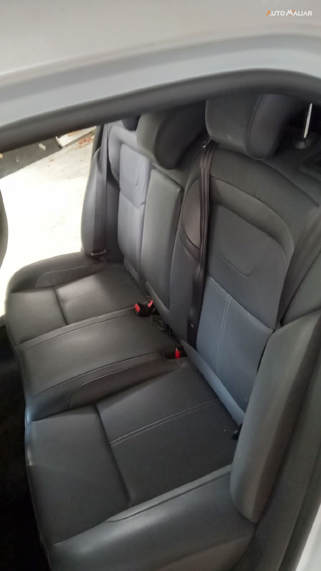 VOLKSWAGEN CROSSFOX 1.6 MI FLEX 8V 4P MANUAL