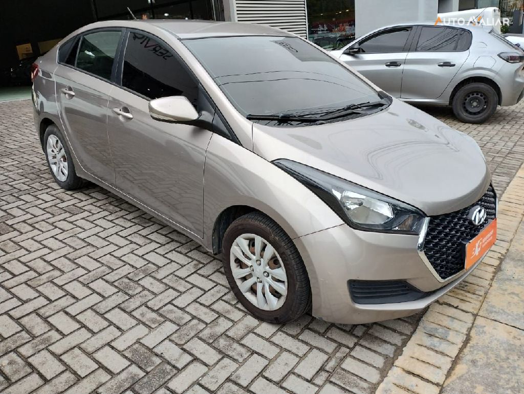 HYUNDAI HB20S 1.6 COMFORT PLUS 16V FLEX 4P MANUAL