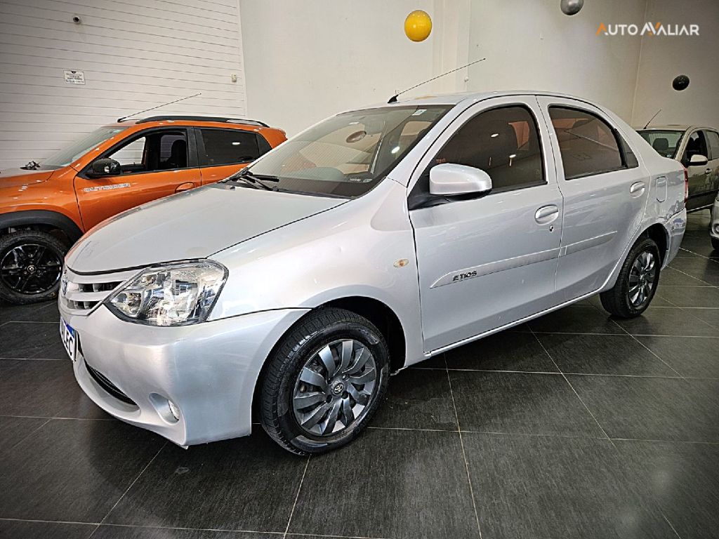 TOYOTA ETIOS 1.5 X SEDAN 16V FLEX 4P MANUAL