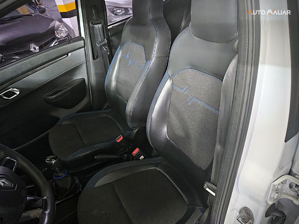 RENAULT KWID 1.0 12V SCE FLEX INTENSE MANUAL