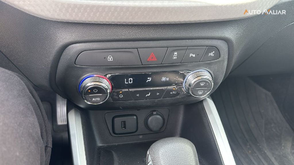 CHEVROLET ONIX 1.0 TURBO FLEX PREMIER AUTOMATICO