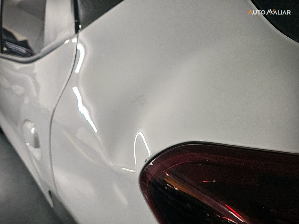 RENAULT KWID 1.0 12V SCE FLEX INTENSE MANUAL