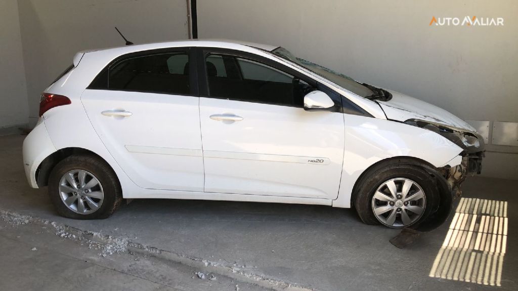 HYUNDAI HB20 1.6 COMFORT STYLE 16V FLEX 4P AUTOMATICO