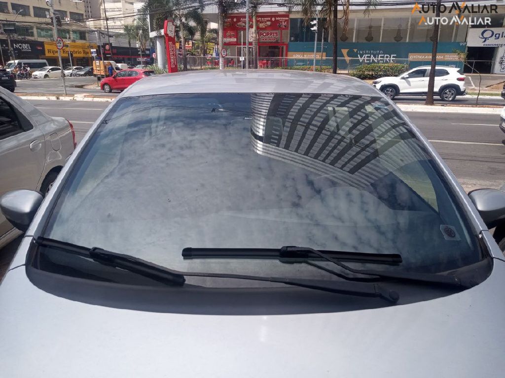 VOLKSWAGEN FOX 1.0 MI 8V FLEX 4P MANUAL