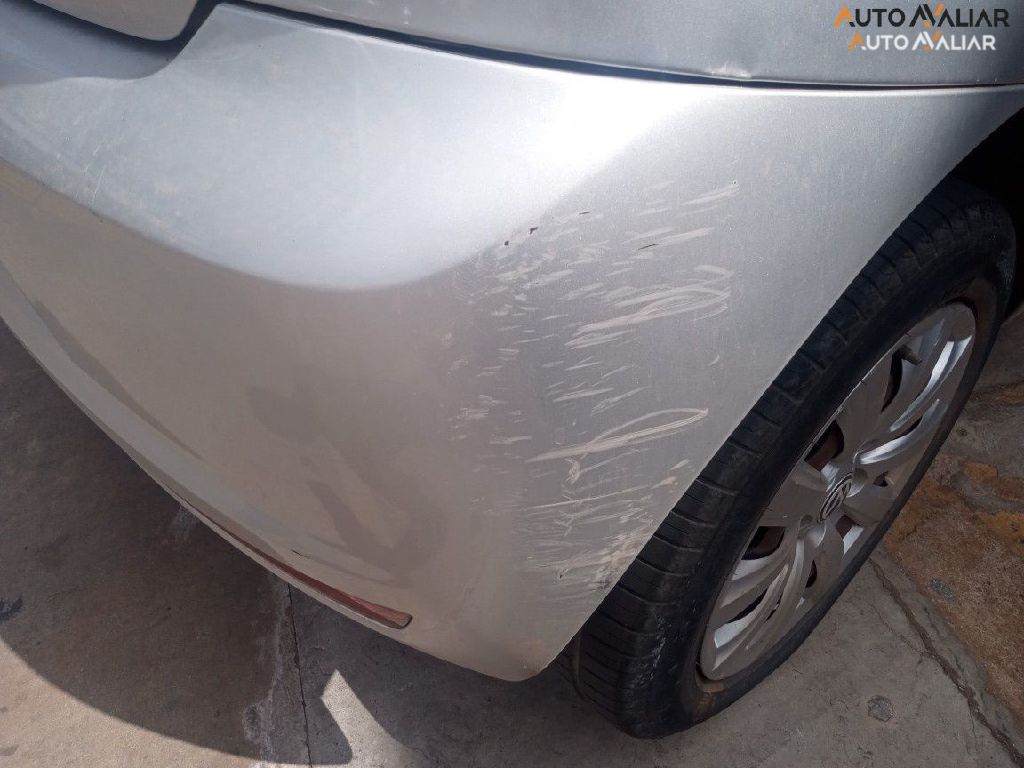 VOLKSWAGEN FOX 1.0 MI 8V FLEX 4P MANUAL