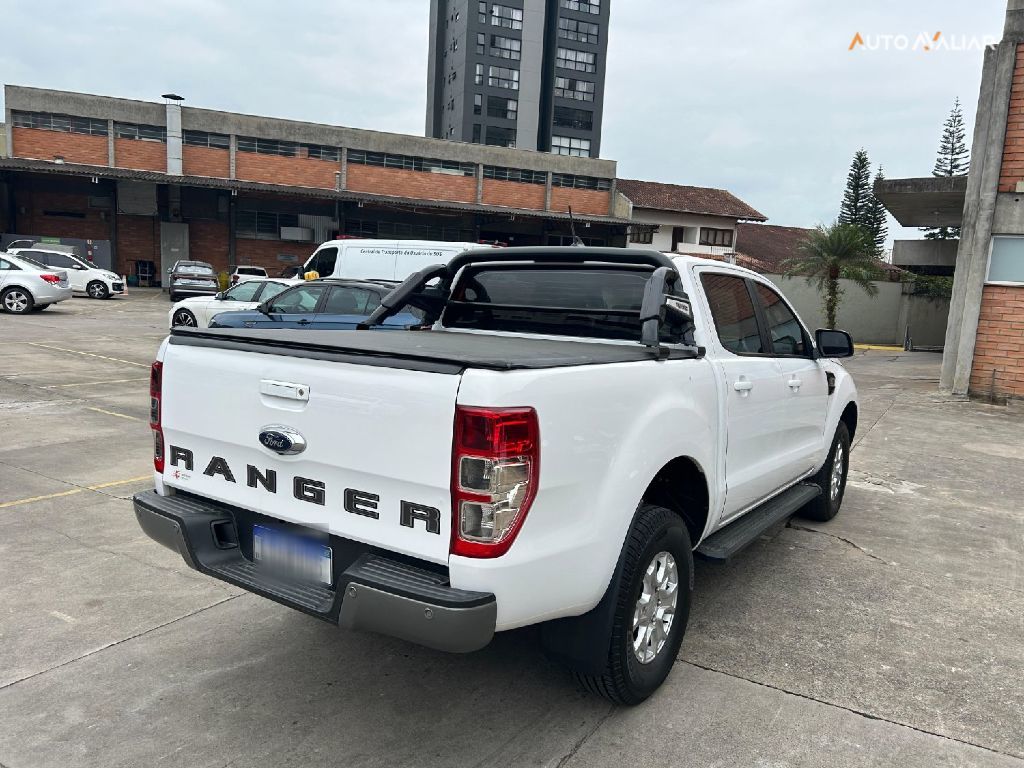 FORD RANGER 2.2 XLS 4X2 CD 16V DIESEL 4P AUTOMATICO