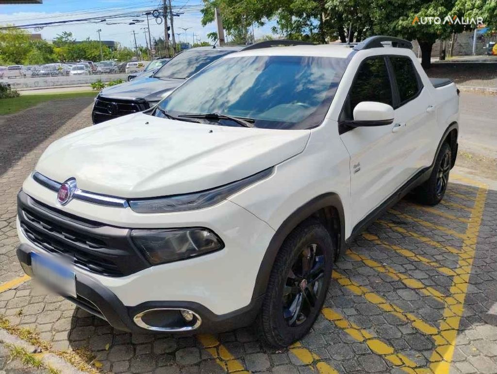 FIAT TORO 2.0 16V TURBO DIESEL FREEDOM 4WD AT9