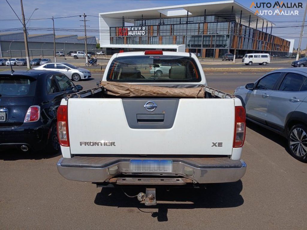NISSAN FRONTIER 2.5 XE 4X2 CD TURBO ELETRONIC DIESEL 4P MANUAL
