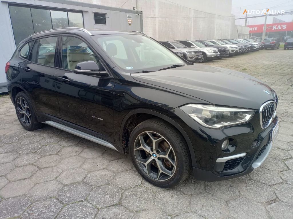 BMW X1 2.0 16V TURBO ACTIVEFLEX SDRIVE20I X-LINE 4P AUTOMATICO