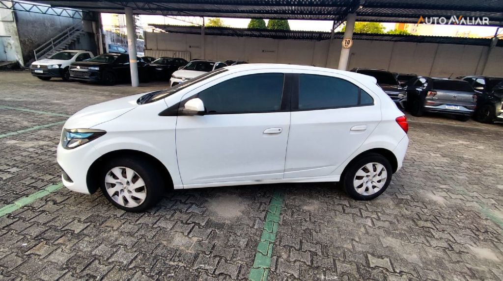 CHEVROLET ONIX 1.4 MPFI LT 8V FLEX 4P MANUAL