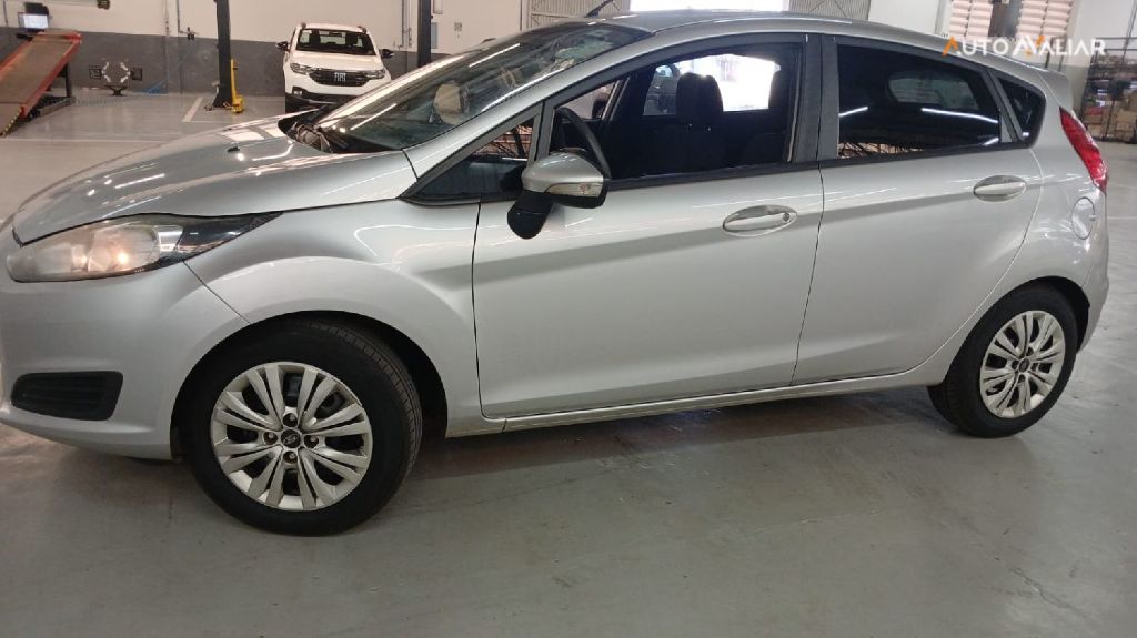 FORD FIESTA 1.6 SE HATCH 16V FLEX 4P MANUAL